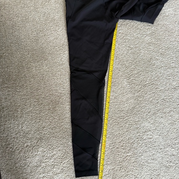 lululemon black leggings with mesh inserts size 8 - Picture 12 of 13